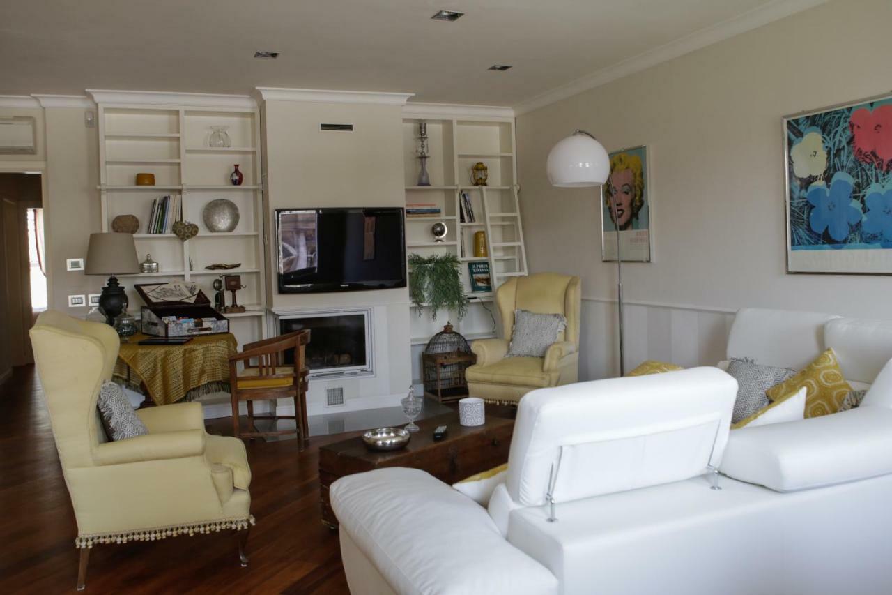 Penthouse In The Centre Apartment Ravenna