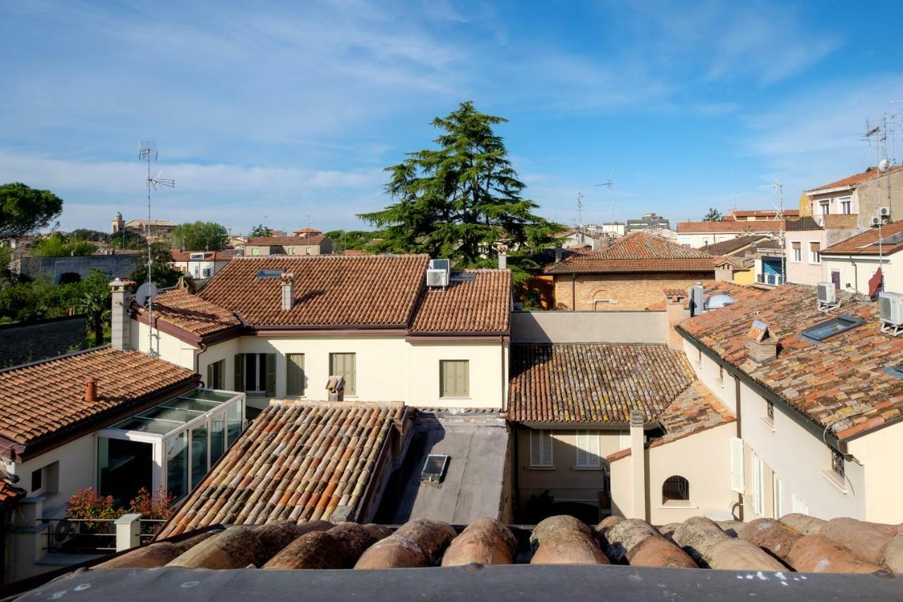 Penthouse In The Centre Apartment Ravenna